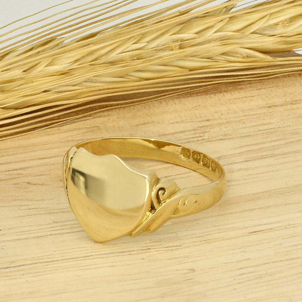 Antique Vintage 18ct Yellow Gold Shield Signet Ring