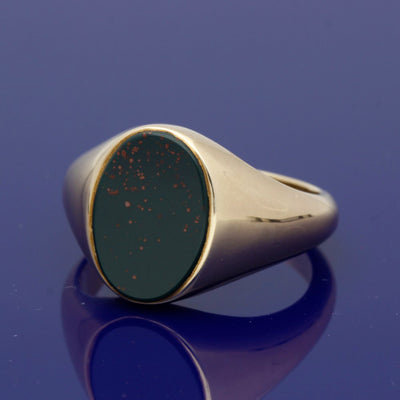 9ct Yellow Gold Bloodstone Oval Signet Ring