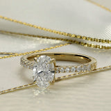 18ct Yellow Gold Laboratory-Grown 1ct Oval Diamond Solitaire Shoulders Ring