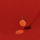 886 The Royal Mint - 886 Four-Leaf Clover Caustic Pendant with 18' Chain in Sterling Silver