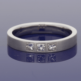 18ct White Gold 0.21ct Princess Cut Diamond Roman Set 3.2mm Wedding Ring