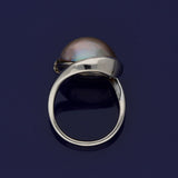 18ct White Gold Large Grey Mabé Pearl Ring