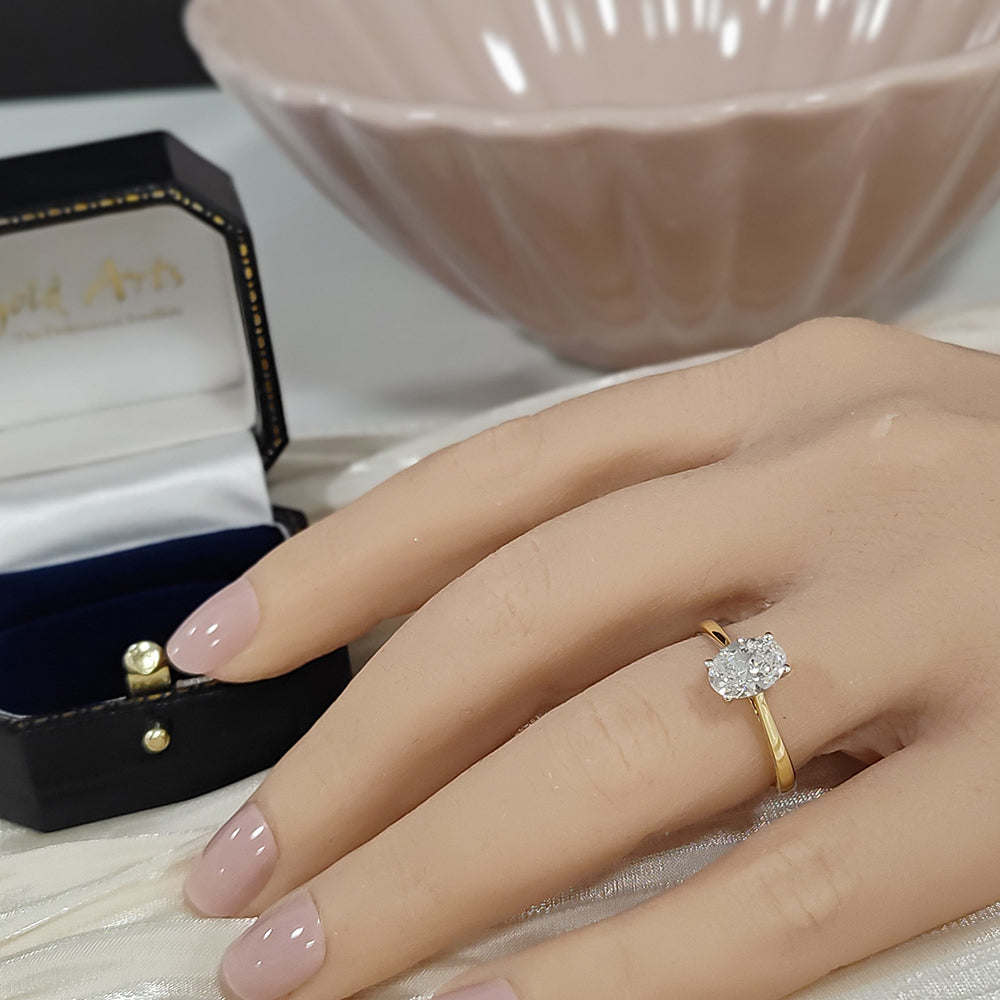 18ct Yellow Gold Laboratory-Grown 1ct Oval Diamond Solitaire Ring
