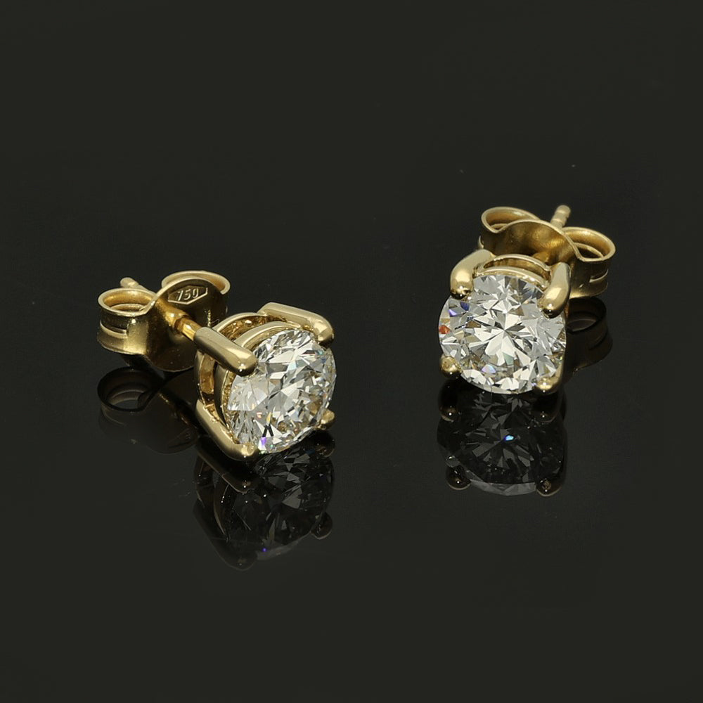 18ct Yellow Gold Certificated 2ct Laboratory-Grown Diamond Stud Earrings