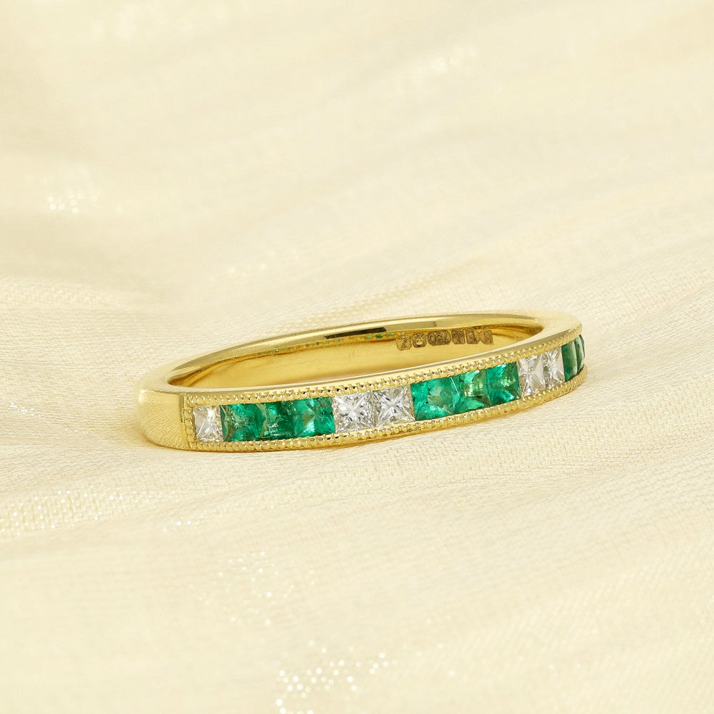 18ct Yellow Gold Emerald & Princess Cut Diamond Half Eternity Ring