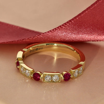 18ct Yellow Gold Ruby & Diamond Shaped Milgrain Edge Half Eternity Ring
