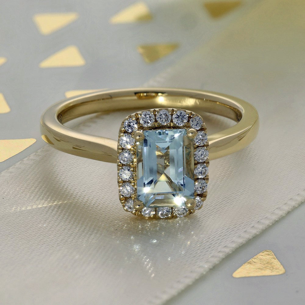 18ct Yellow Gold Aquamarine & Diamond Halo Ring
