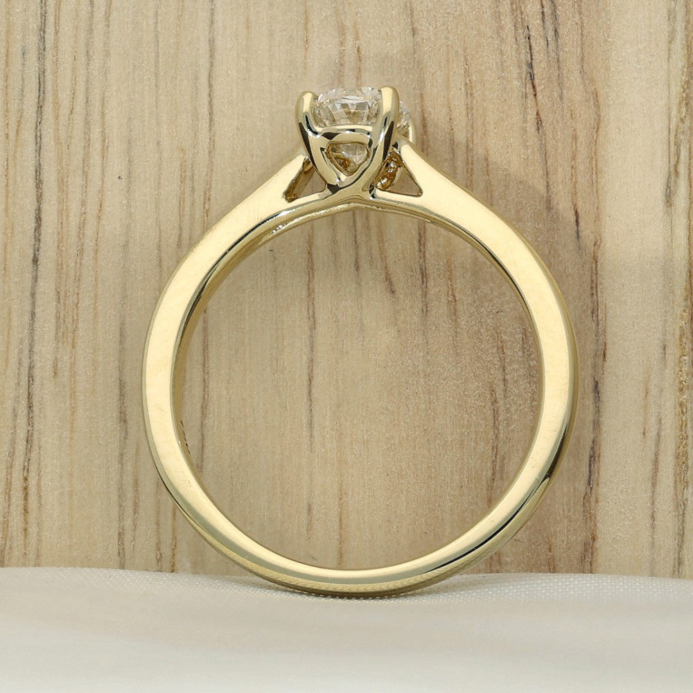 18ct Yellow Gold GIA Certificated 0.70ct Oval Diamond Solitaire Ring