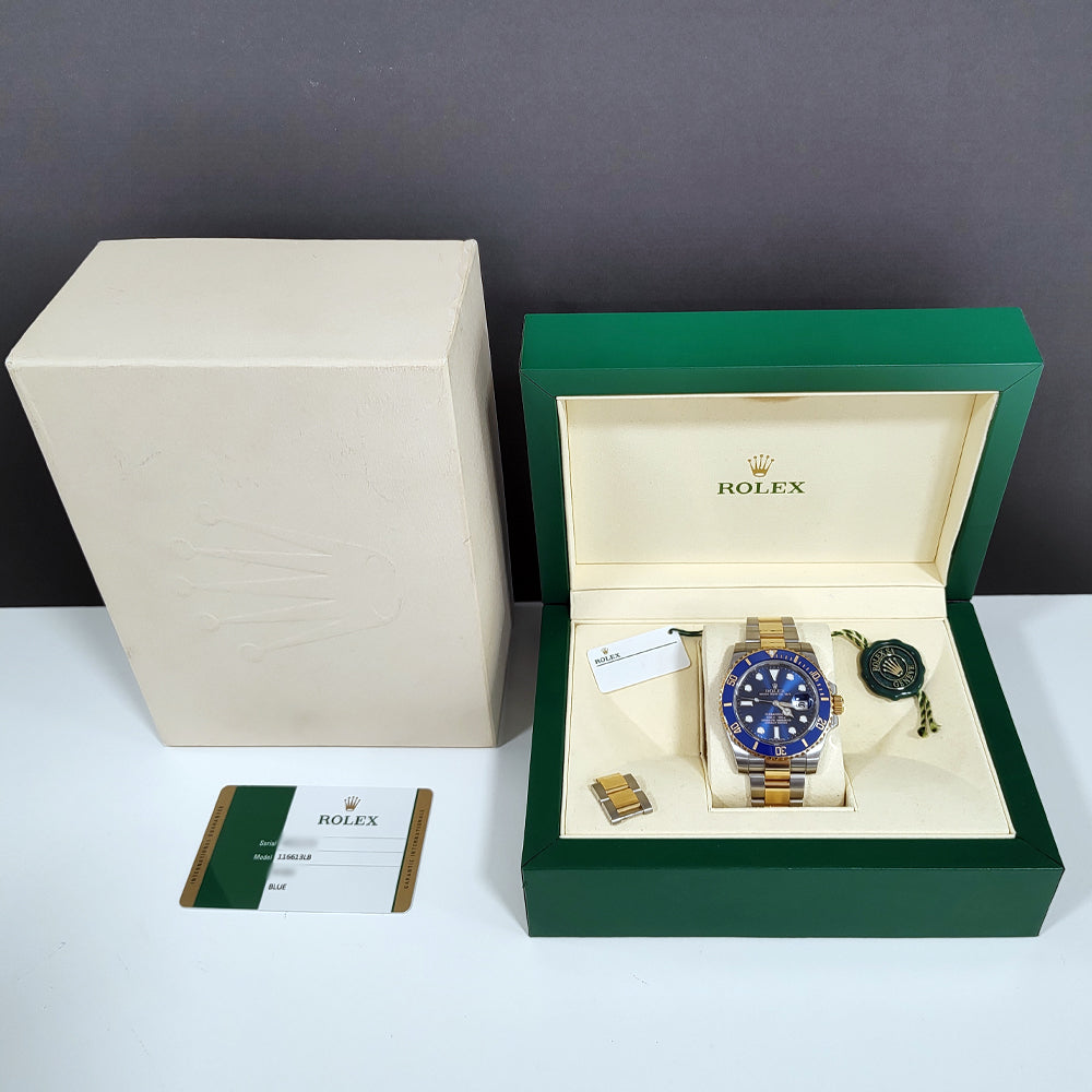 Pre-owned Rolex Submariner "Bluesy" 116613LB 2016 Watch