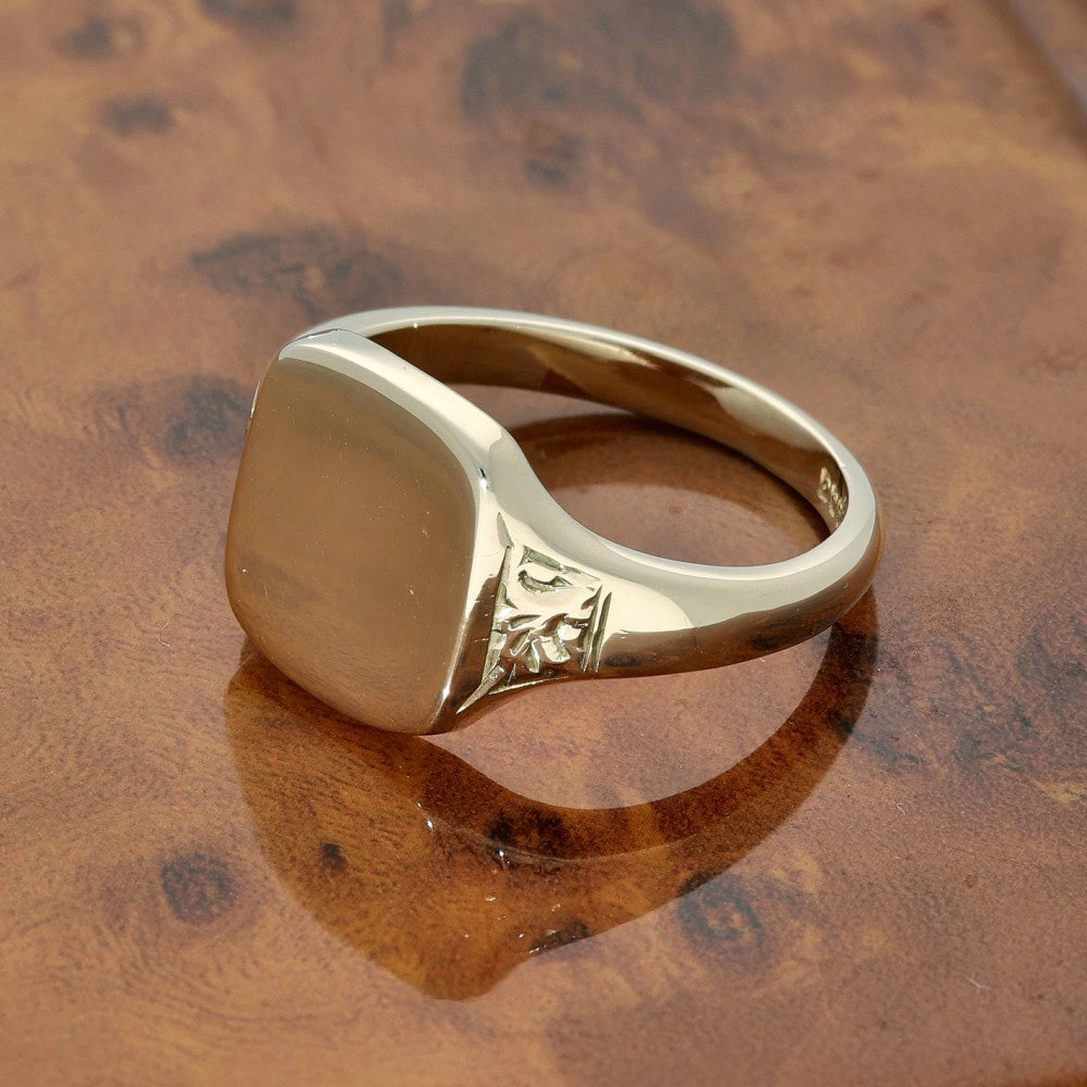 Vintage 9ct Yellow Gold 1960's Square Plain Signet Ring 8.2g