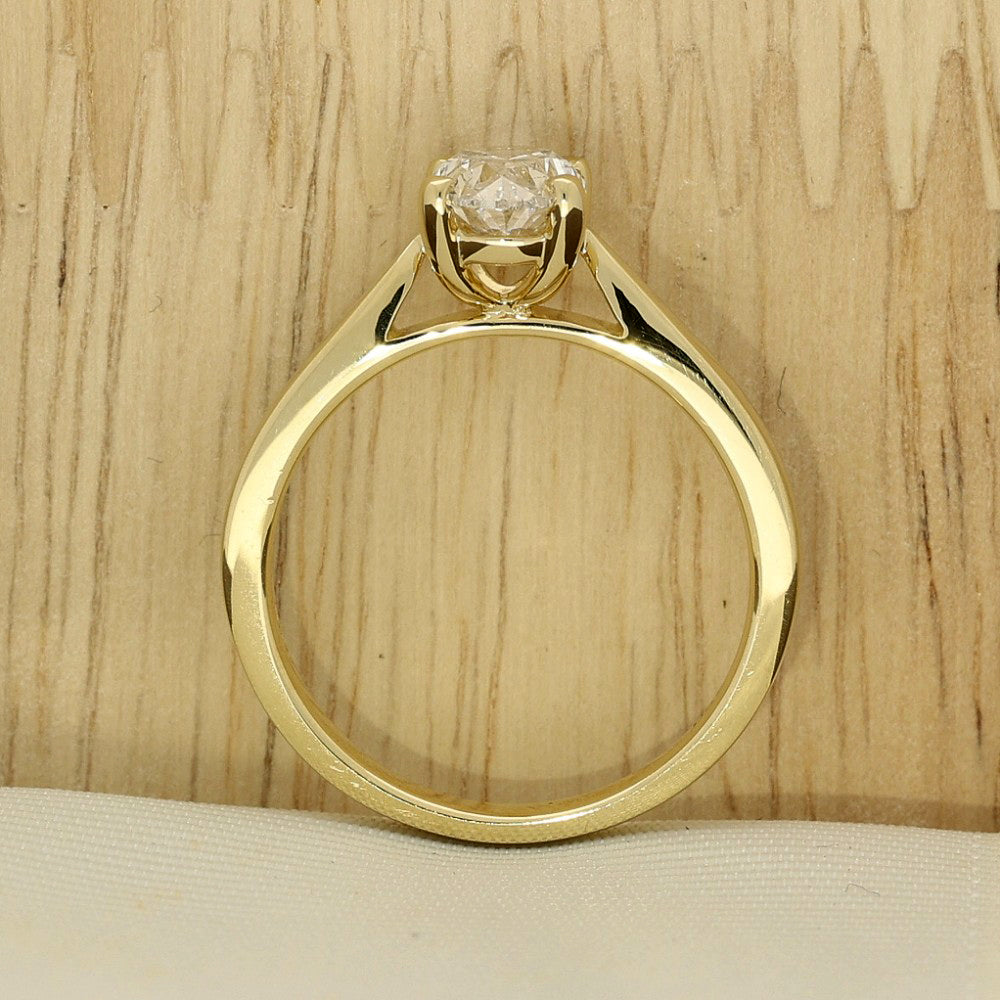 18ct Gold HRD Cert E/SI2 Oval Diamond Solitaire Engagement