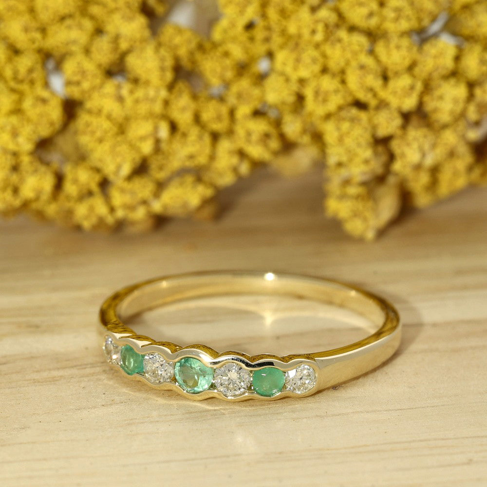 9ct Yellow Gold Emerald & Diamond 7-Stone Half Eternity Ring