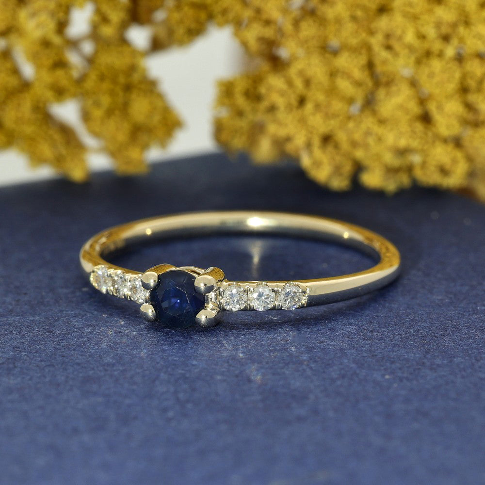 9ct Yellow Gold Sapphire Solitaire with Diamond Shoulders Ring