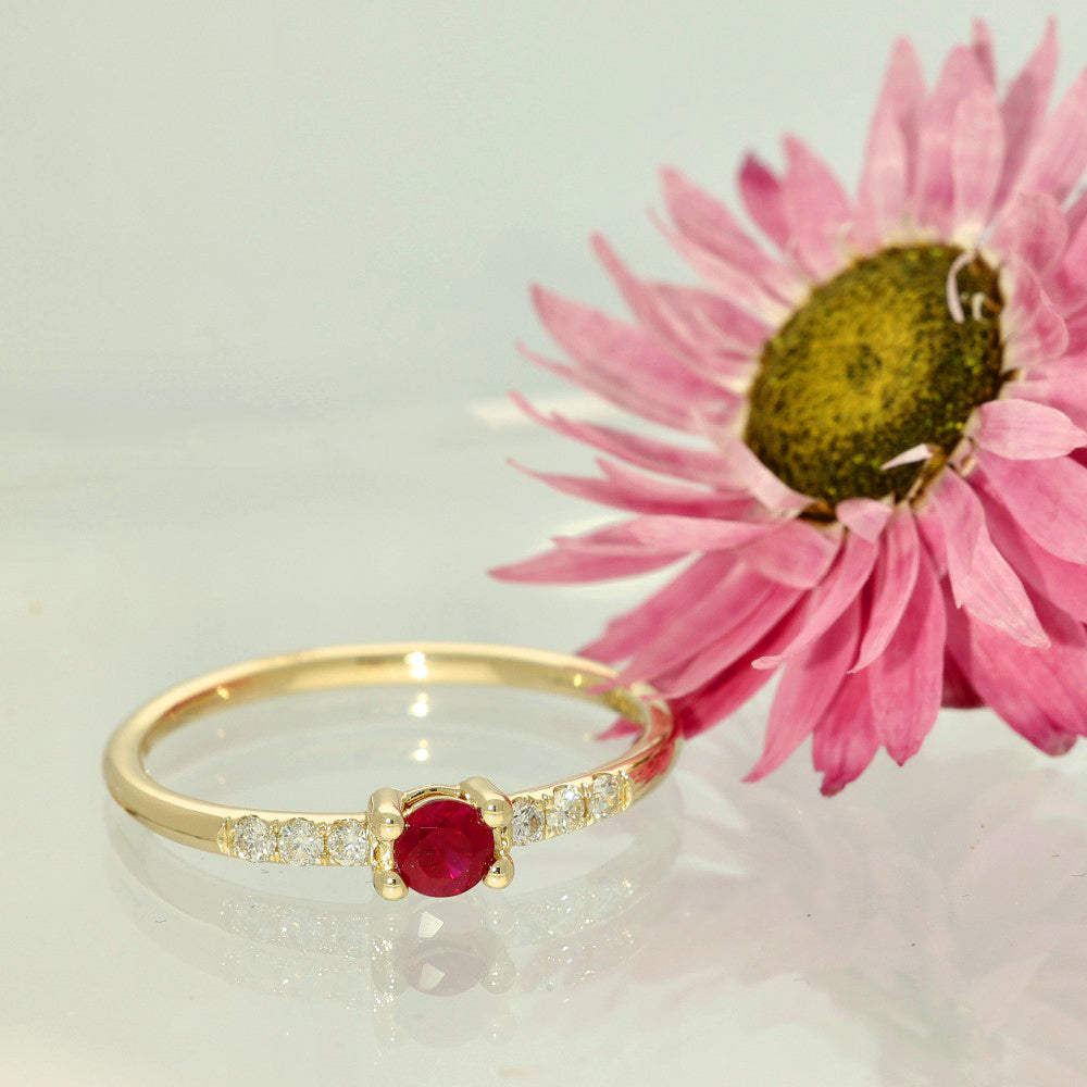 9ct Yellow Gold Ruby Solitaire with Diamond Shoulders Ring