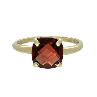 9ct Yellow Gold Garnet Single Stone Ring