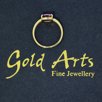 18ct Yellow Gold Amethyst Single Stone Ring