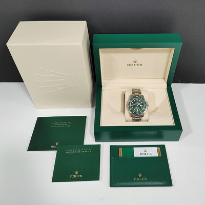 Pre-owned Rolex Submariner "Hulk" 116610LV 2018 Watch