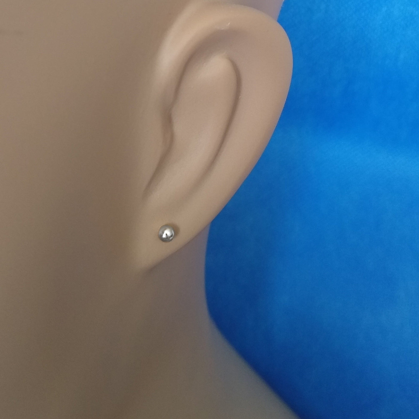 9ct White Gold 3mm Ball Stud Earrings