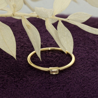 18ct Yellow Gold Baguette Diamond Dainty Ring