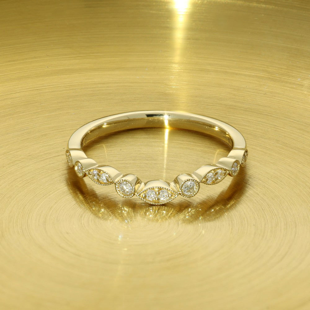 18ct Yellow Gold Diamond Shaped Half Eternity Ring Milgrain Edge