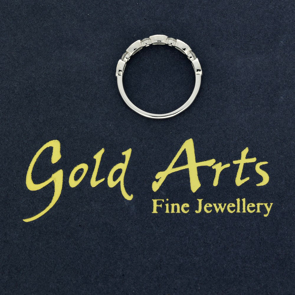 18ct White Gold Emerald & Diamond Shaped Milgrain Edge Half Eternity Ring