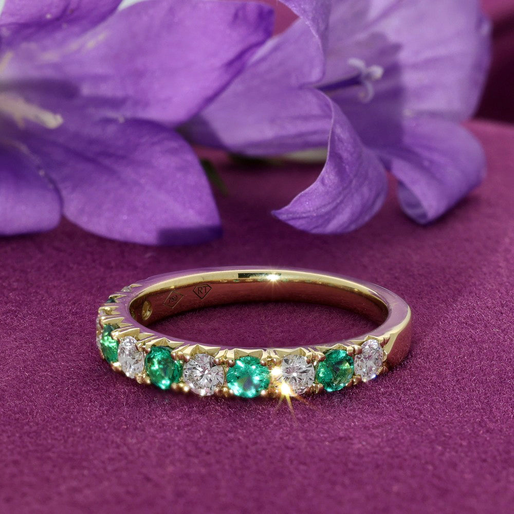 18ct Yellow Gold Emerald & Diamond 3mm Half Eternity Ring
