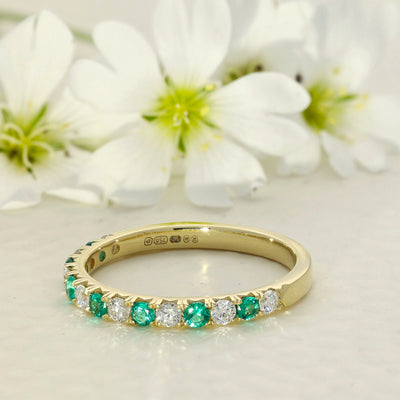 18ct Yellow Gold Emerald & Diamond Slim 2.1mm Half Eternity Ring