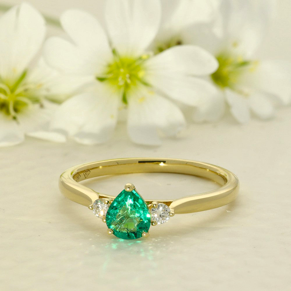18ct Yellow Gold Pear Shape Emerald and Diamond Trilogy Ring