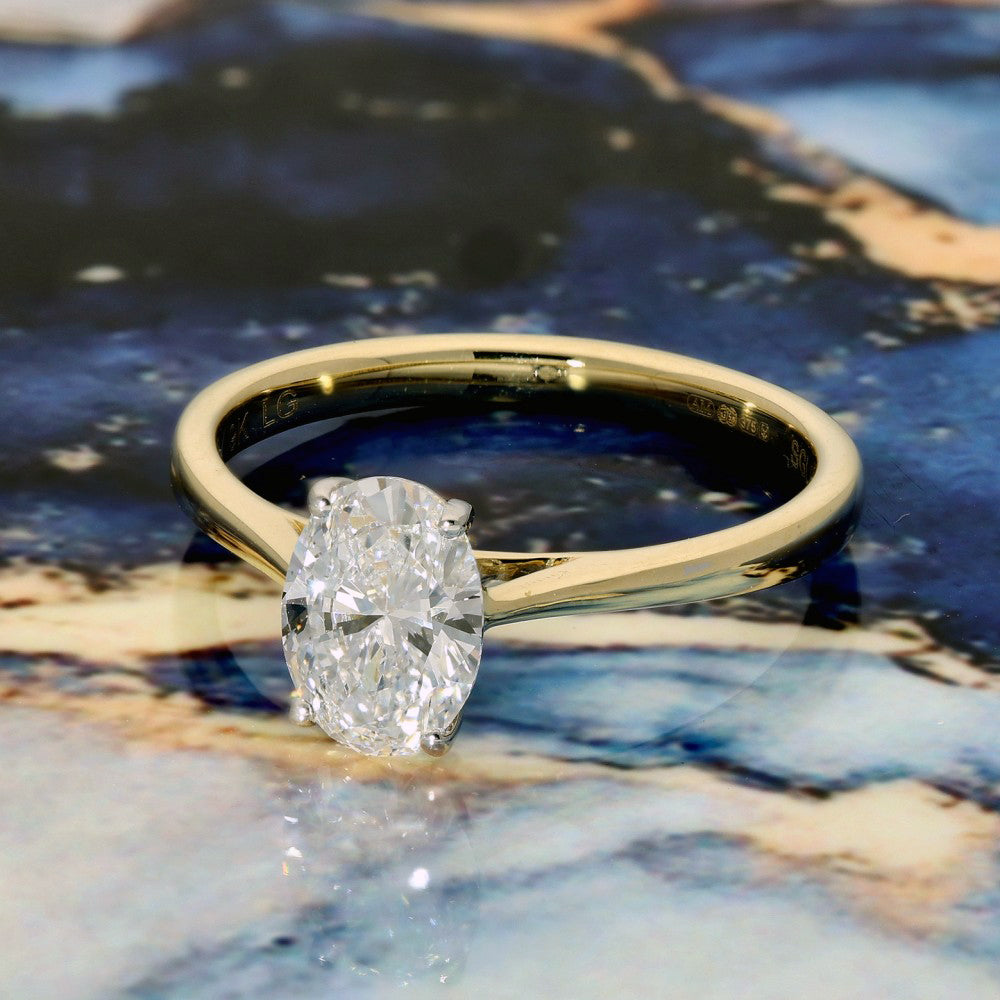 9ct Yellow Gold Laboratory-Grown 1ct Oval Diamond Solitaire Ring