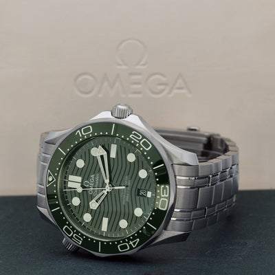 Pre-Owned OMEGA Seamaster 300 210.304.220.10001 Watch