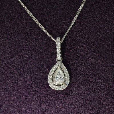 Pre-owned 18ct White Gold Pear Shape Diamond Halo Teardrop Necklace 18"