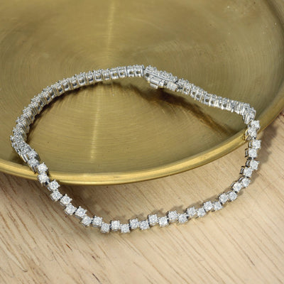 18ct White Gold 2ct Diamond Tennis Line Bracelet
