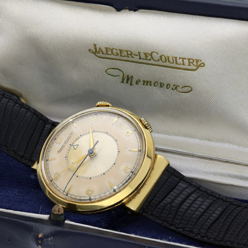 Pre-owned Jaeger-Le Coultre Memovox Cal.P489/1 18k Watch