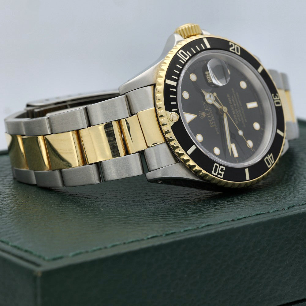 Preowned Rolex Submariner 16613 1989 Watch