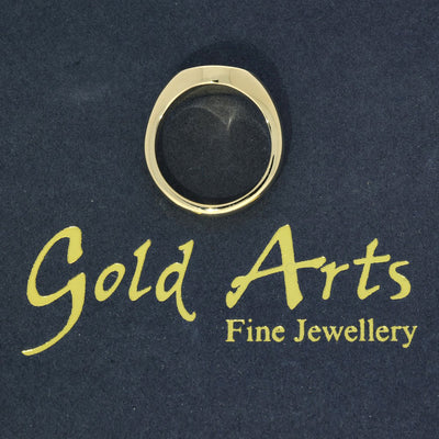Pre-owned 9ct Yellow Gold Heraldic Intaglio Engraved Small Oval Signet Ring