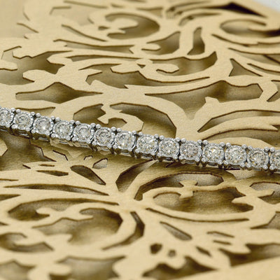 9ct White Gold Diamond Tennis Bracelet - 3.47ct
