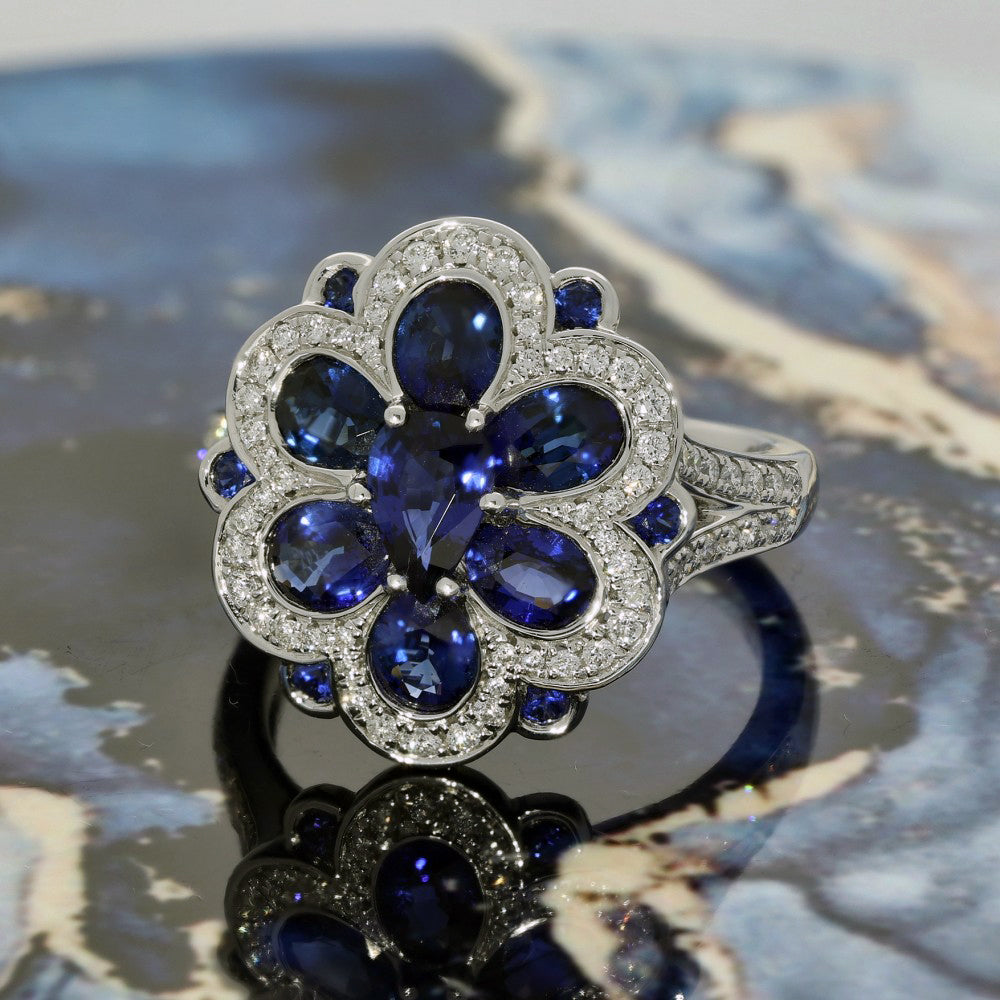 18ct White Gold Sapphire & Diamond Cluster Statement Ring