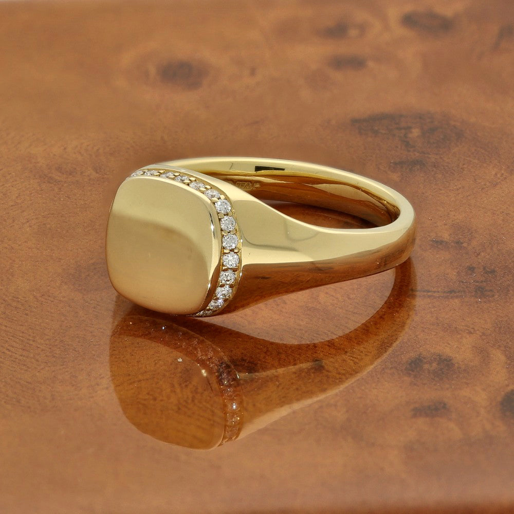 18ct Yellow Gold Small Signet Ring with Diamond Halo