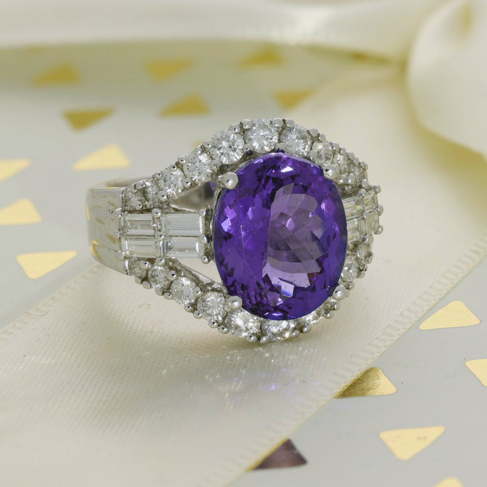 18ct White Gold 8ct Oval Tanzanite & Diamond Cocktail Ring