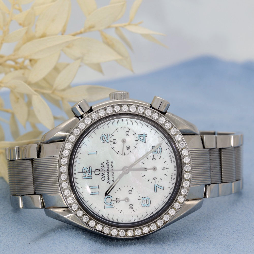 Pre-owned OMEGA Speedmaster Mother of Pearl and Diamond 3515.71.00 Watch