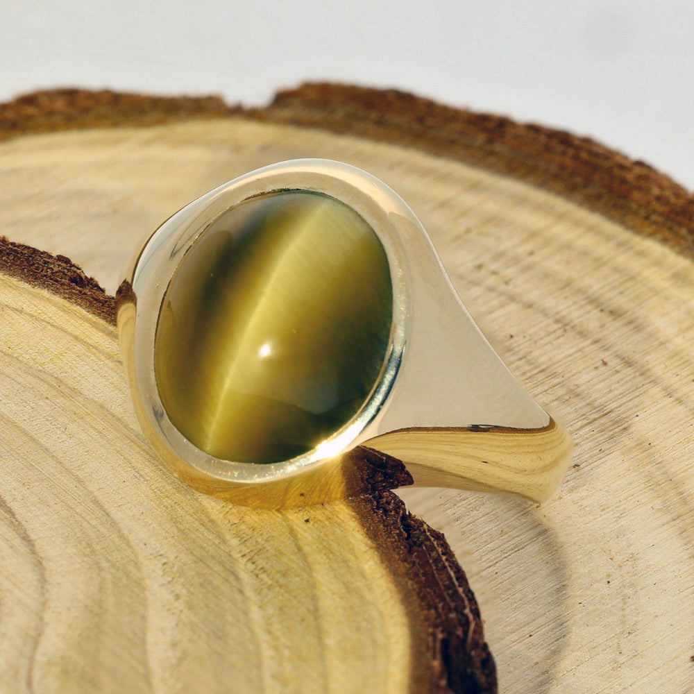 Vintage 9ct Yellow Gold Tigers Eye Signet Ring