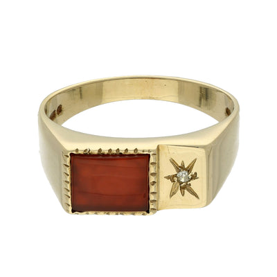 Pre-owned 9ct Yellow Gold Carnelian and Diamond Signet Ring