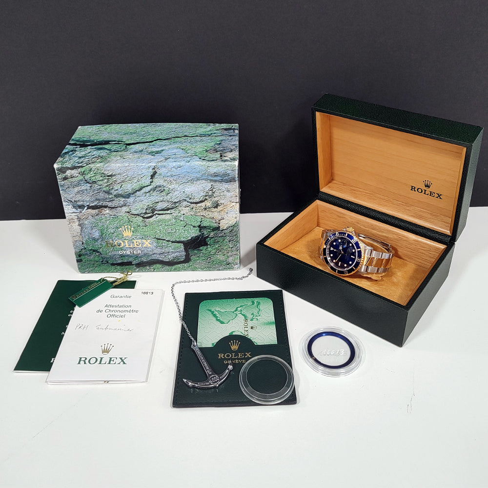 Pre-owned Rolex Submariner 16613 2003 Watch