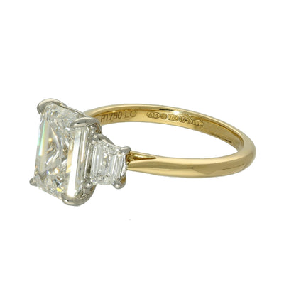 18ct Yellow Gold Laboratory-Grown Diamond 3ct Emerald with Trapezoid Cuts Trilogy Ring