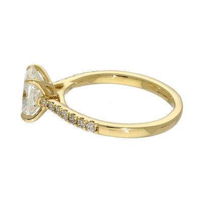 18ct Yellow Gold Laboratory-Grown 1.50ct Cushion Cut Diamond Solitaire Shoulders Ring