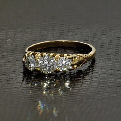 Antique 18ct Yellow Gold Old Cut Diamond Trilogy Ring