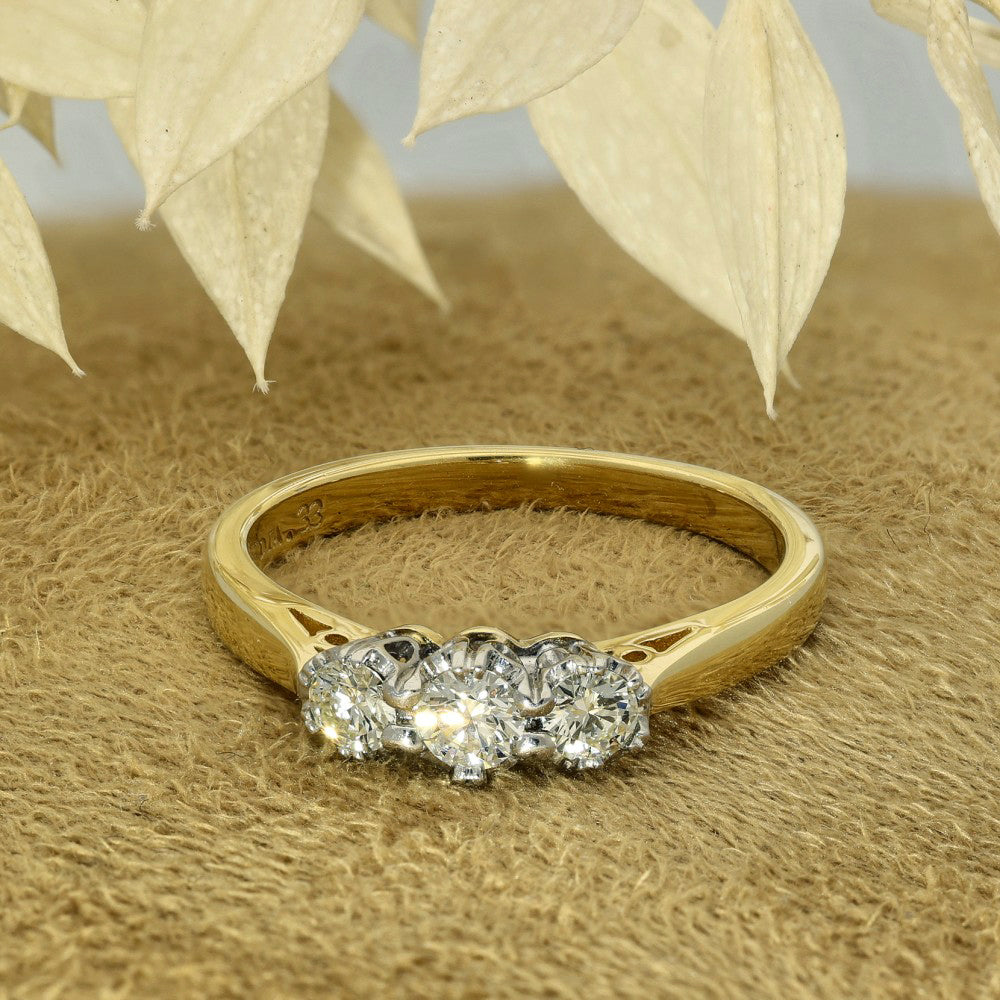 Pre-owned 18ct Yellow Gold Diamond Trilogy Ring