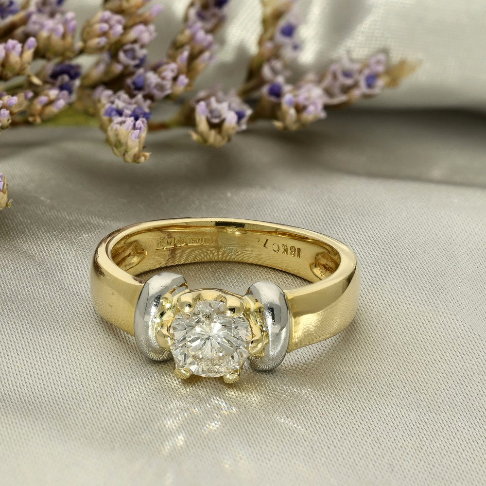 Pre-owned 18ct Yellow Gold Diamond Ring