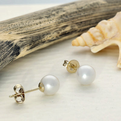 9ct Yellow Gold Cultured Akoya Pearl Stud Earrings 6mm