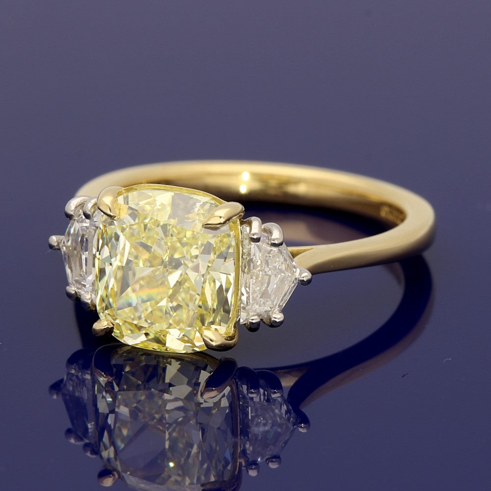 18ct Yellow Gold Laboratory-Grown 2.78ct Yellow Cushion Cut Diamond Trilogy Ring